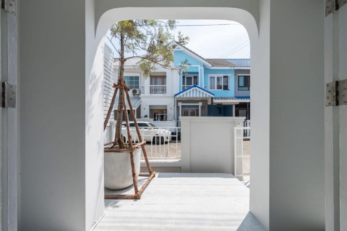 For SaleTownhomePathum Thani,Rangsit, Thammasat : For Sale Townhouse/Townhome  , Baan Fah Piyarom Premier Park Rangsit - Lumlukka Klong 6 , Bueng Kham Phoi , Lam Luk Ka , Pathum Thani , CX-148656