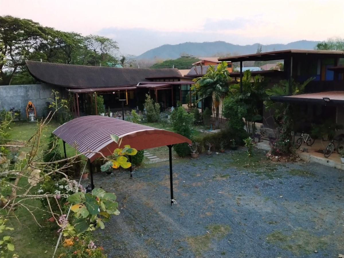 ขายบ้านสระบุรี : ขายบ้านเดี่ยวชั้นเดียวพร้อมพื้นที่สวนขนาดใหญ่ วิวสวย หน้ากว้าง รีโนเวทใหม่ มวกเหล็ก มวกเหล็ก สระบุรี CX-148720