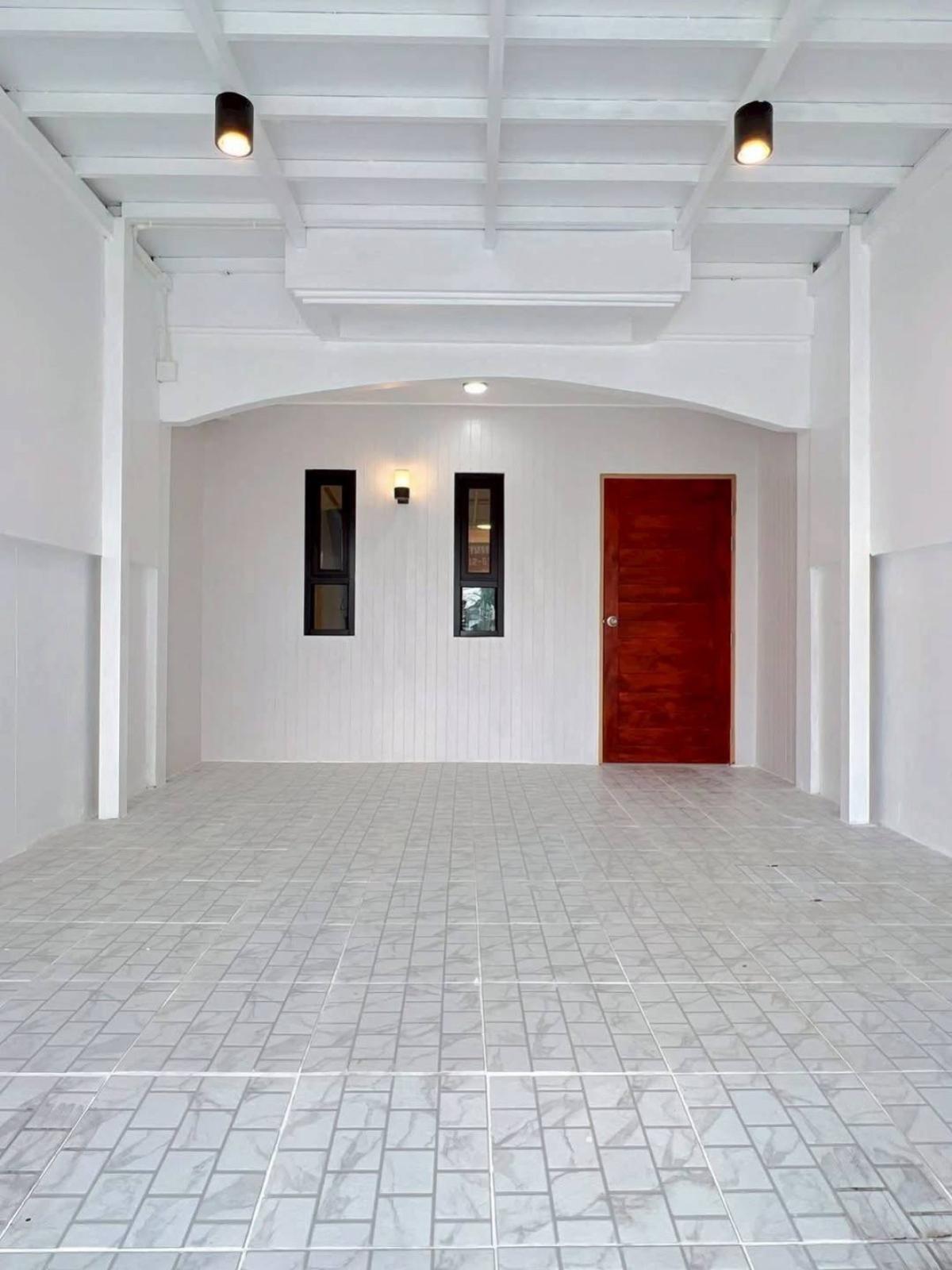 ขายทาวน์โฮมนนทบุรี บางใหญ่ บางบัวทอง : ขายทาวน์เฮ้าส์/ทาวน์โฮม  บ้านวงศ์ชัยนคร รีโนเวทใหม่ MRT-บางรักใหญ่ บางรักใหญ่ บางบัวทอง นนทบุรี CX-148680