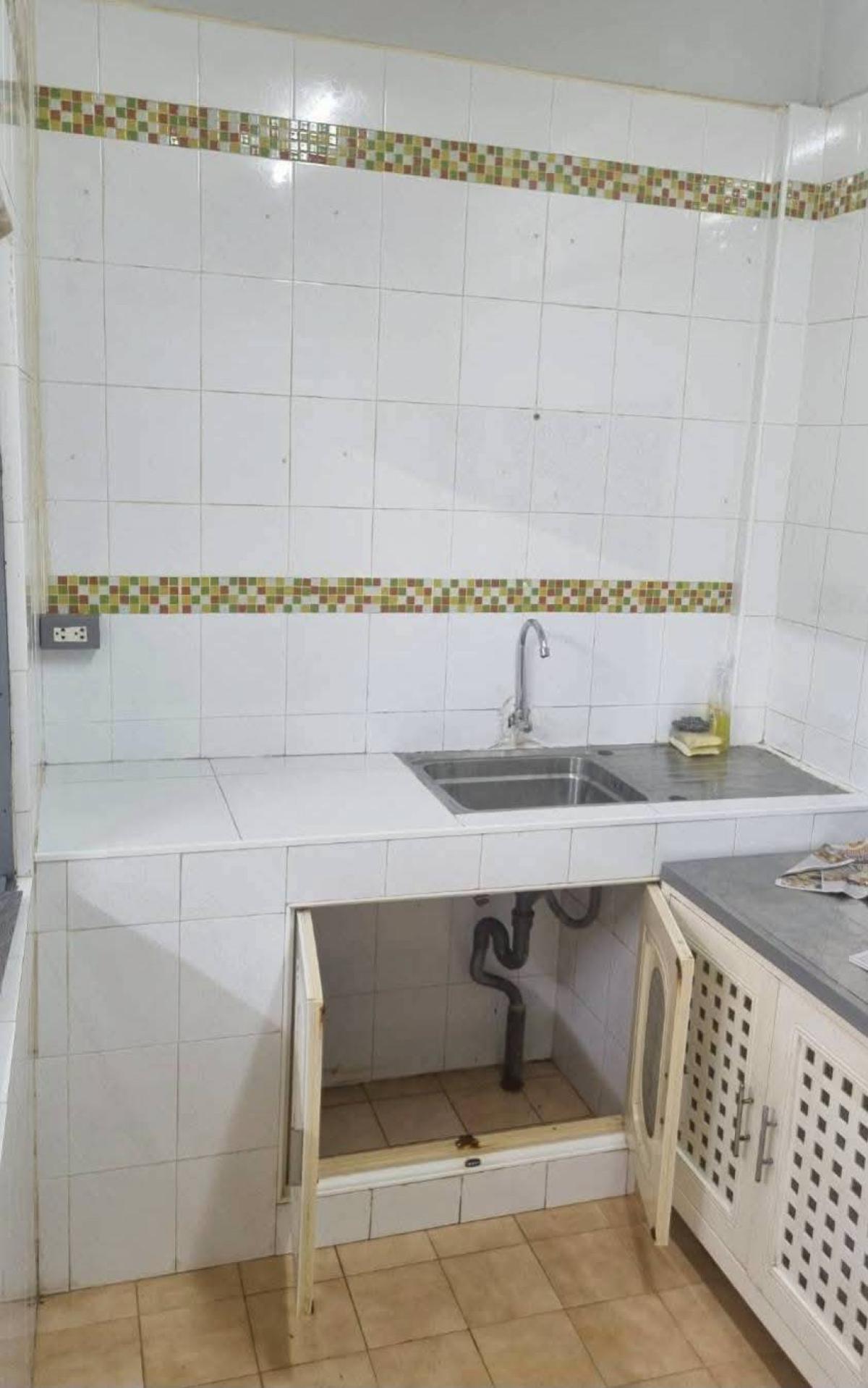 ขายทาวน์โฮมโชคชัย4 ลาดพร้าว71 : ขายทาวน์โฮม 2 ชั้น  ตลาดอมรพันธ์ 9  ลาดพร้าว เขต ลาดพร้าว กรุงเทพ CX-148668