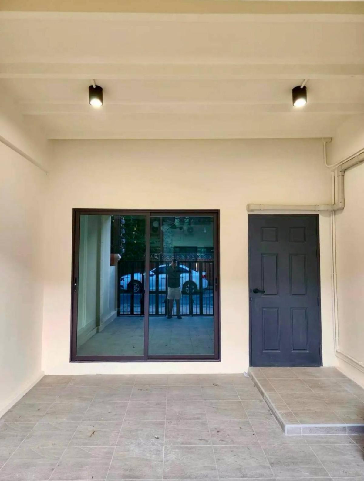 ขายทาวน์โฮมรามคำแหง หัวหมาก : ขายทาวน์เฮ้าส์/ทาวน์โฮม  บ้านปรีชา 8 หัวหมาก เขต บางกะปิ กรุงเทพ CX-148571