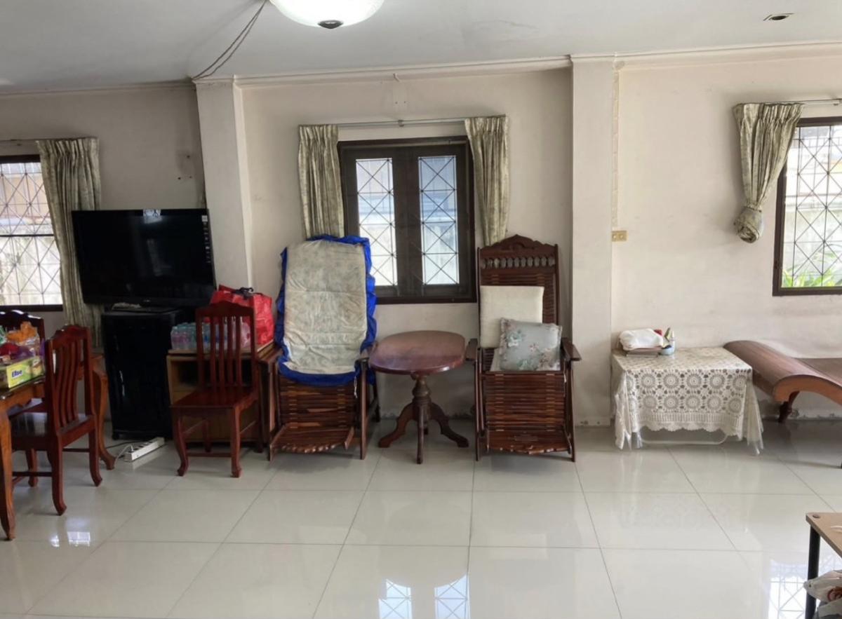 ขายบ้านลาดพร้าว เซ็นทรัลลาดพร้าว : ขายบ้านเดี่ยว 2 ชั้น  แยก 6-1 ลาดพร้าว 35  แขวงจันทรเกษม เขต จตุจักร กรุงเทพ CX-148141