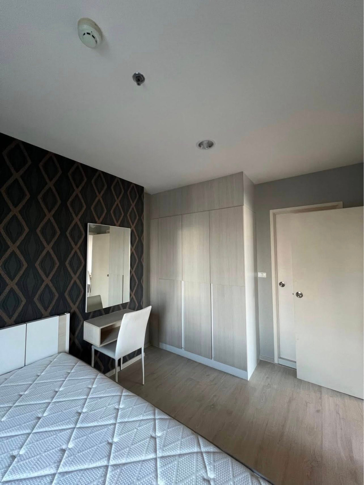 For RentCondoBang Sue, Wong Sawang, Tao Pun : 💖🎀Aspire Ratchada - Wongsawang🎀💖 2 Beds 1 Bath, Rental 18,000 Baht