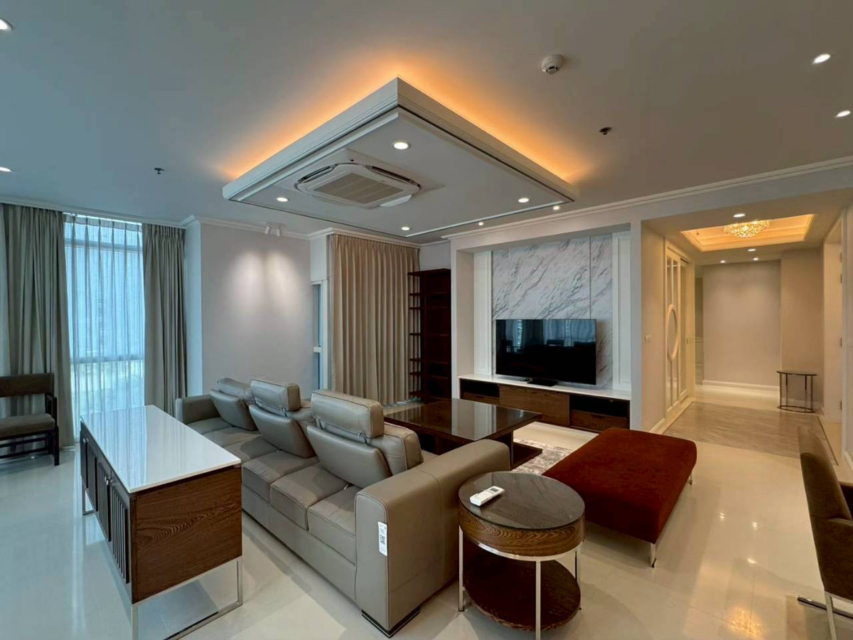 ให้เช่าคอนโดวิทยุ ชิดลม หลังสวน : เช่า 3 ห้องนอน 3 ห้องน้ำ แอทธินี เรสซิเด้นซ์