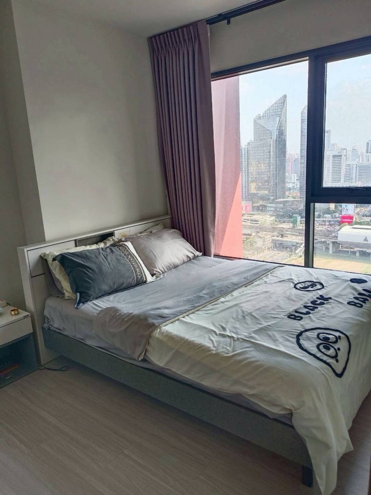 ให้เช่าคอนโดพระราม 9 เพชรบุรีตัดใหม่ RCA : 💖ห้องสวย โครงการหรู Life Asoke Hype 1 ห้องนอน 1 ห้องน้ำ พร้อมอยู่ แต่งครบ ทำเลดีมาก แยกพระราม9อโศก สนใจนัดชมด่วนค่ะ 😊