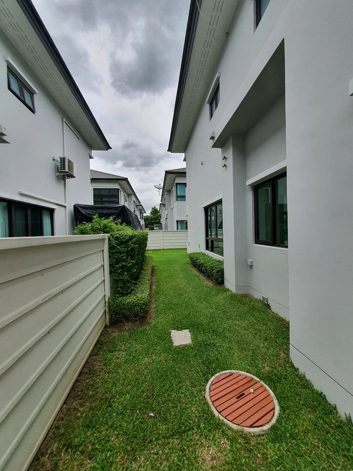 ขายบ้านปิ่นเกล้า จรัญสนิทวงศ์ : ขายบ้านเดี่ยวโครงการเดอะซิตี้ปิ่นเกล้าบรม ซ.บรมราชชนนี60 ขนาดที่ดิน105ตารางวา