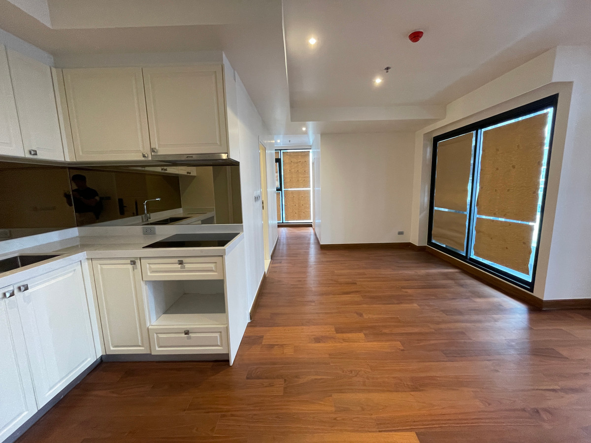 For SaleCondoSathorn, Narathiwat : [LAST UNIT - Beautiful view on the 15th floor] 2 Bed, wide width, Rare Item! Altitude Symphony Charoenkrung | near Shrewsbury, only 400 m. Unit 2 bedrooms, 2 bathrooms with the most perfect layout (Type C2) on the 15th floor, receiving a northeastern city