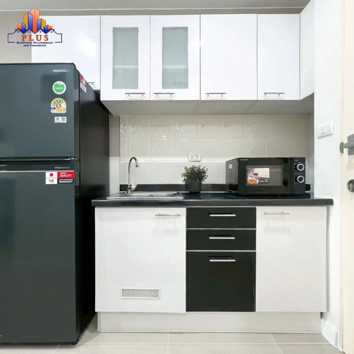 ขายคอนโดท่าพระ ตลาดพลู วุฒากาศ : sell/ขาย Metro Park สาทร