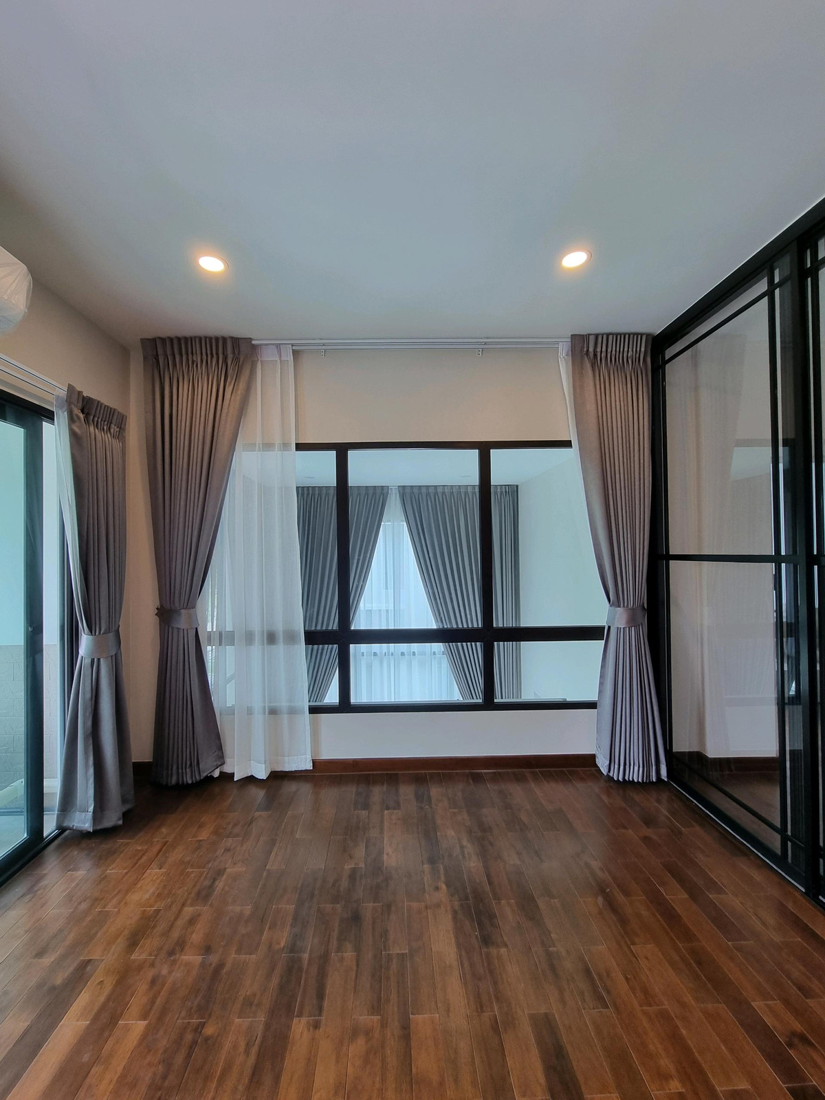 ขายบ้านปิ่นเกล้า จรัญสนิทวงศ์ : ขายบ้านเดี่ยวโครงการเดอะซิตี้ปิ่นเกล้าบรม ซ.บรมราชชนนี60 ขนาดที่ดิน105ตารางวา