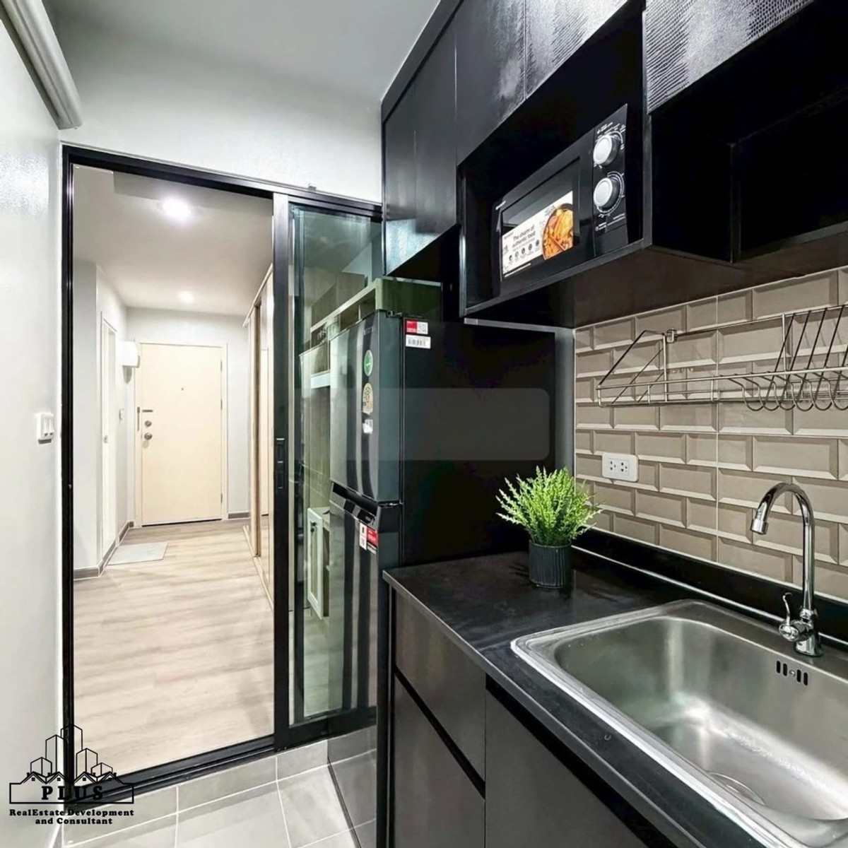 ขายคอนโดวิภาวดี ดอนเมือง หลักสี่ : sell/ขาย รีช พหลโยธิน52