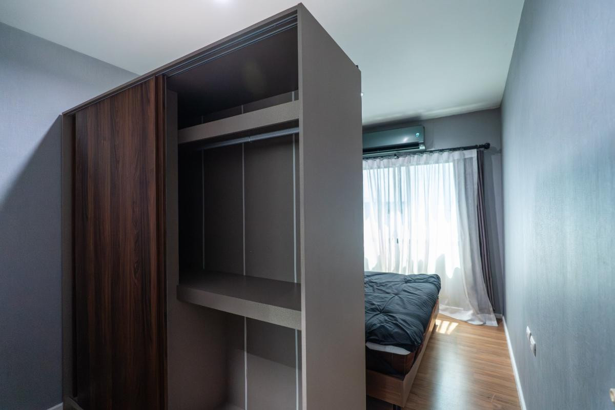 For RentTownhomePattanakan, Srinakarin : Single house for rent Baan Klang Muang The Edition Rama 9 - Krungthep Kreetha, near Big C, Kheha Romklao, only 7 minutes.