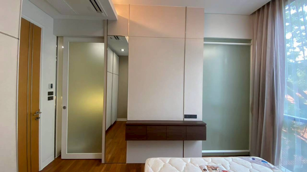 For RentCondoSukhumvit, Asoke, Thonglor : For rent 3 bedrooms, 3 bathrooms, Domus Condominium (Sukhumvit 18)