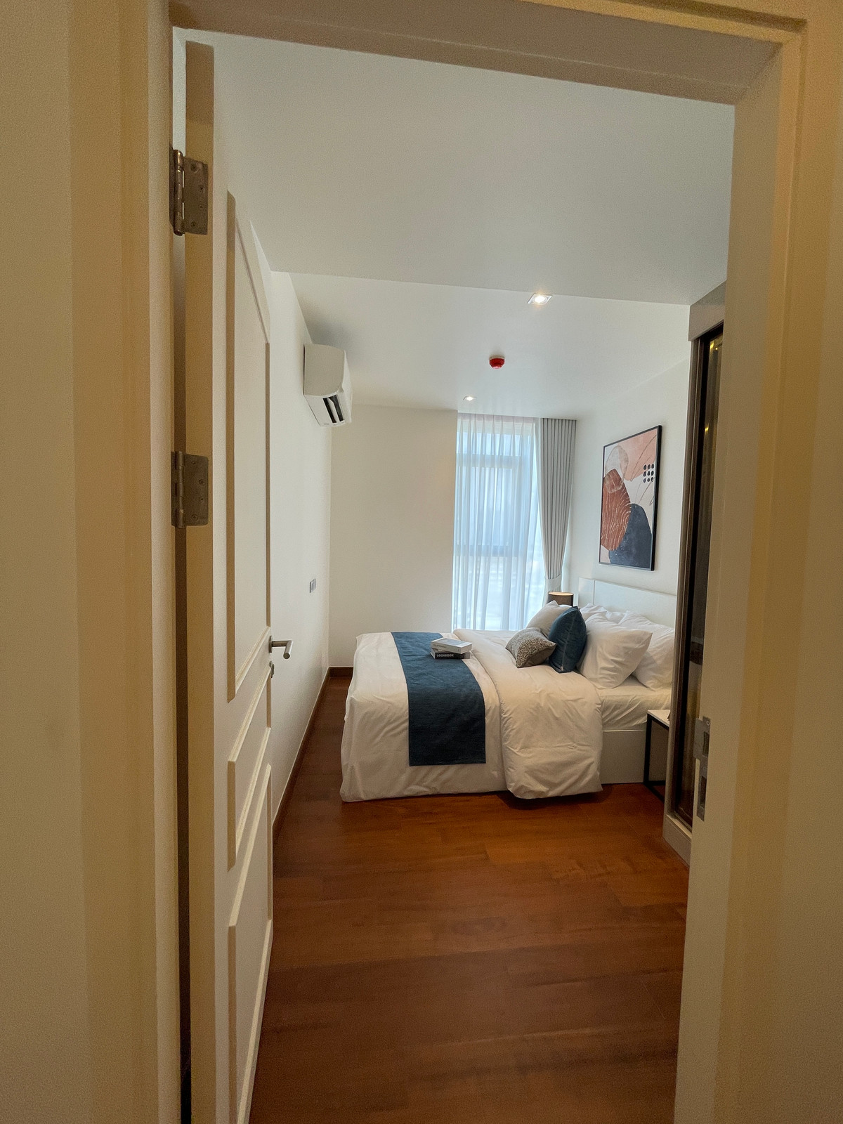 For SaleCondoSathorn, Narathiwat : [READY TO MOVE IN] Room dropped down! 2 bedrooms, fully furnished + electrical appliances, Altitude Symphony Charoenkrung | Only 400 m. to Shrewsbury, just carry your bags and move in! 2 Bed Unit, 11th floor, north direction, last room, best price, sold f