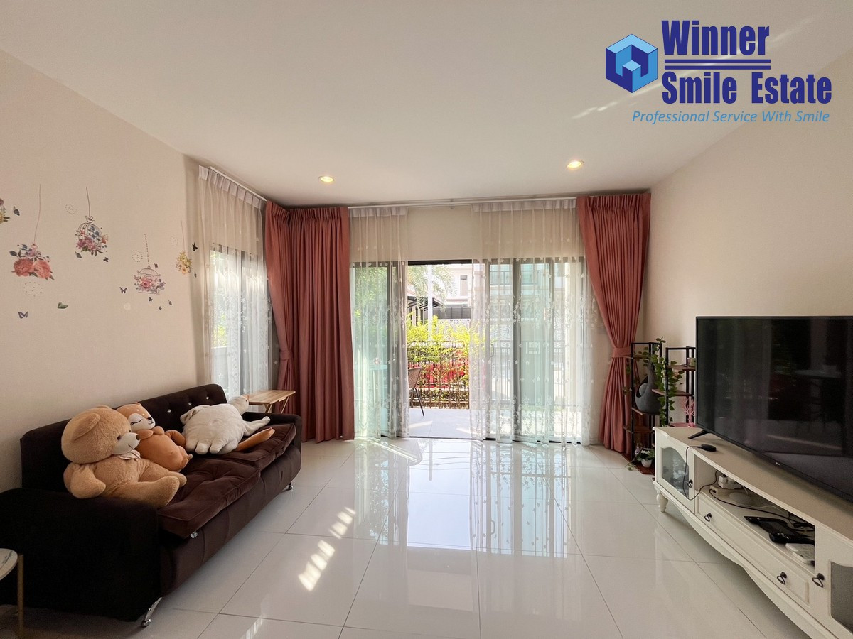 For RentHouseSamut Prakan,Samrong : Beautifully decorated detached house for rent in Passorn Bangna Wongwaen, located on Sukhumvit 2 Road, near Suvarnabhumi Airport.