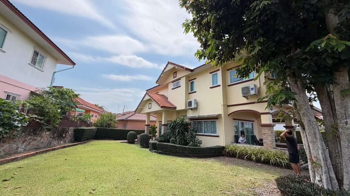 For SaleHousePattaya, Bangsaen, Chonburi :  Thai Garden Hill Village, Pattaya