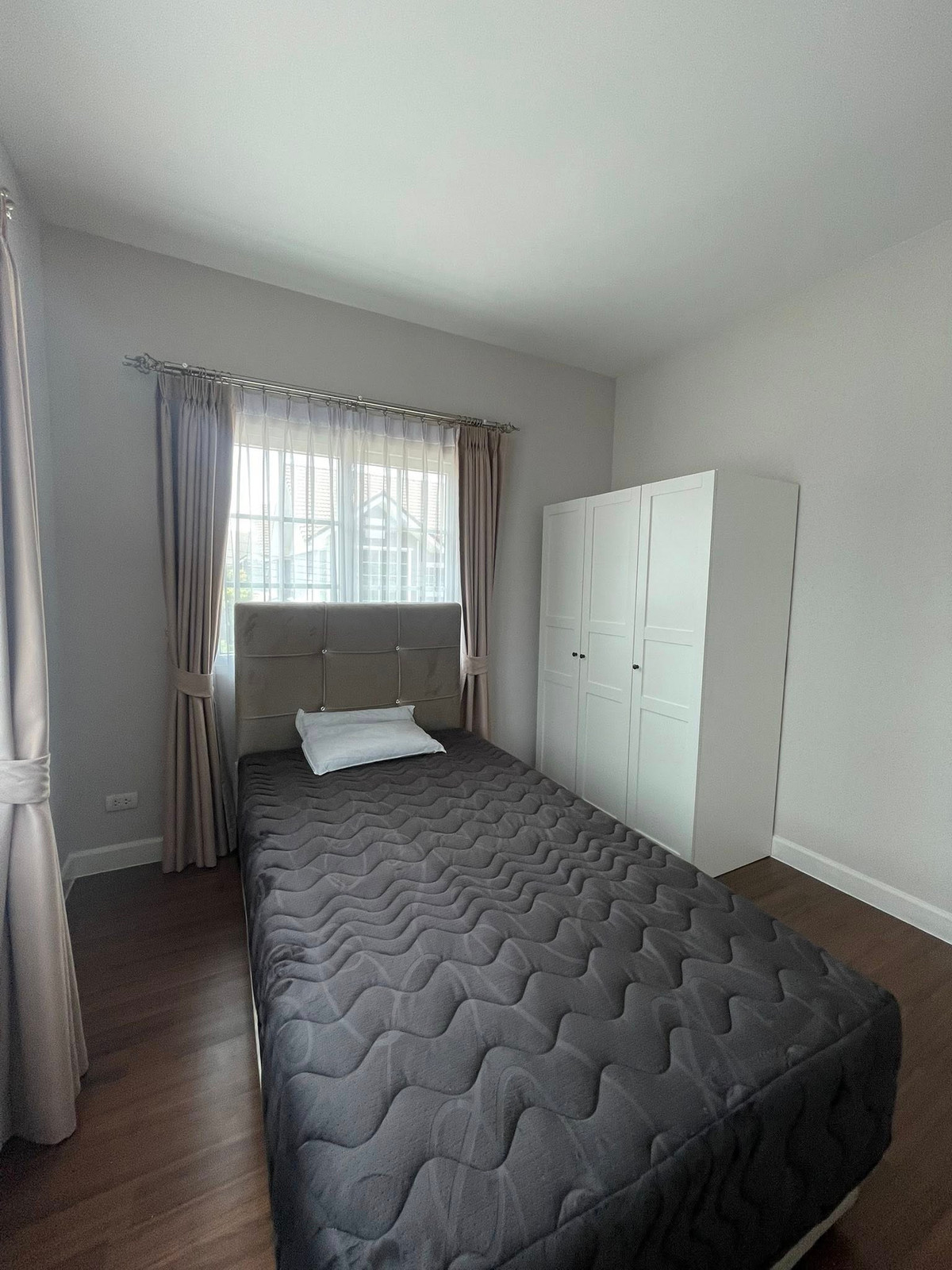 For RentHouseNawamin, Ramindra : For rent, 60 sq m, 3 bedrooms, 3 bathrooms, 2-story detached house, Burasiri, Panya Indra.