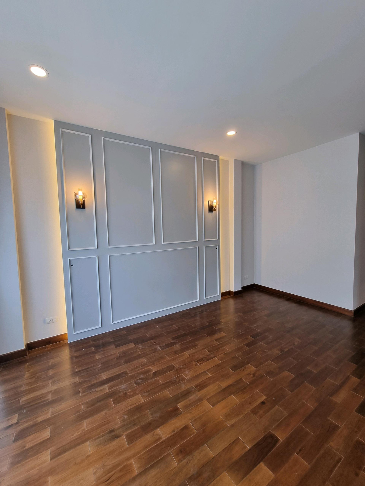 ขายบ้านปิ่นเกล้า จรัญสนิทวงศ์ : ขายบ้านเดี่ยวโครงการเดอะซิตี้ปิ่นเกล้าบรม ซ.บรมราชชนนี60 ขนาดที่ดิน105ตารางวา