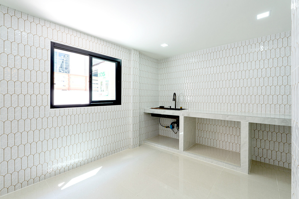 ขายบ้านแจ้งวัฒนะ เมืองทอง : H0798♛♚ขาย บ้านเดี่ยว 4 ห้องนอน⚝แจ้งวัฒนะ-ปากเกร็ด♜MRT ศรีรัช∞099-5919653,065-9423251▚Line@sureresidence