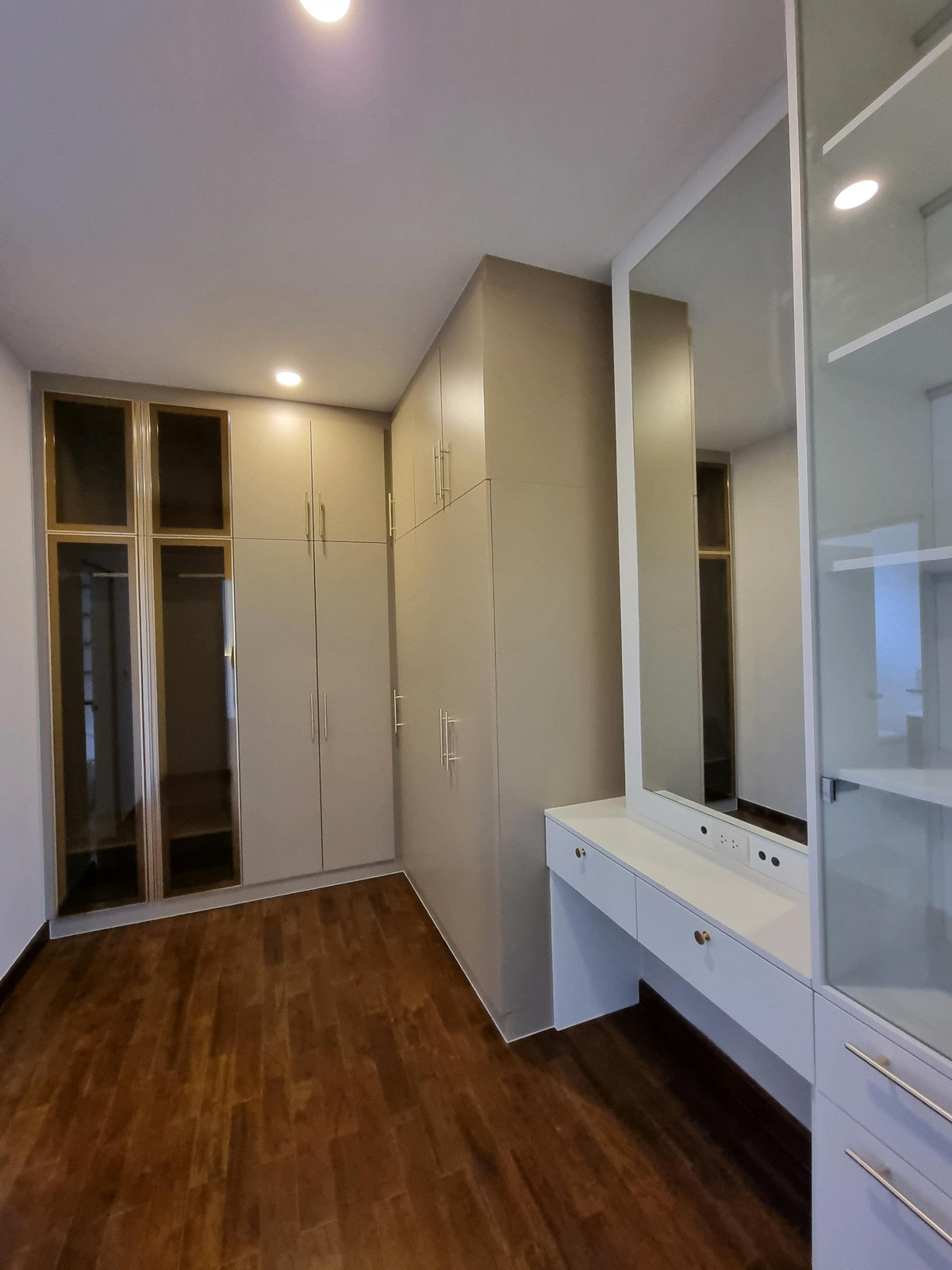 ขายบ้านปิ่นเกล้า จรัญสนิทวงศ์ : ขายบ้านเดี่ยวโครงการเดอะซิตี้ปิ่นเกล้าบรม ซ.บรมราชชนนี60 ขนาดที่ดิน105ตารางวา