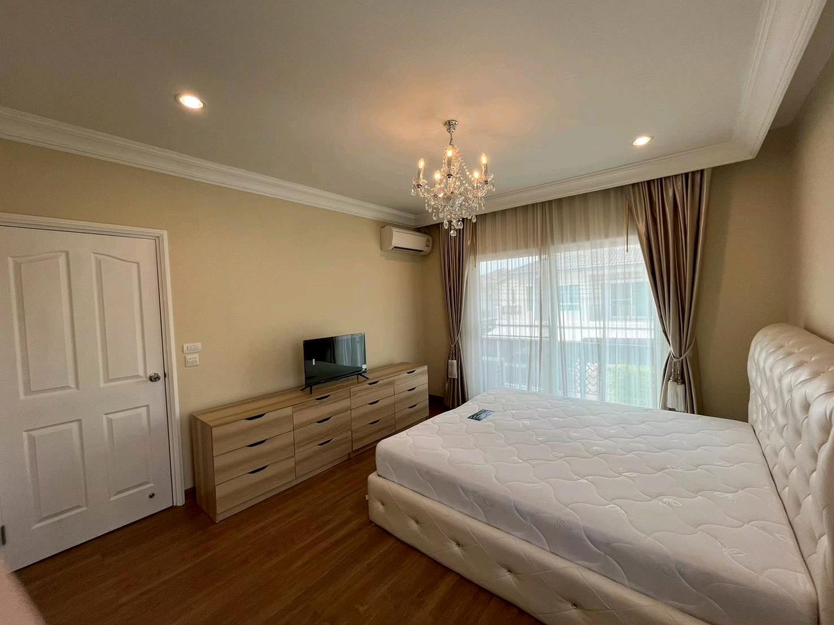 ให้เช่าพัฒนาการ ศรีนครินทร์ : บ้านเเฝดให้เช่า 60,000 บาท เดือน