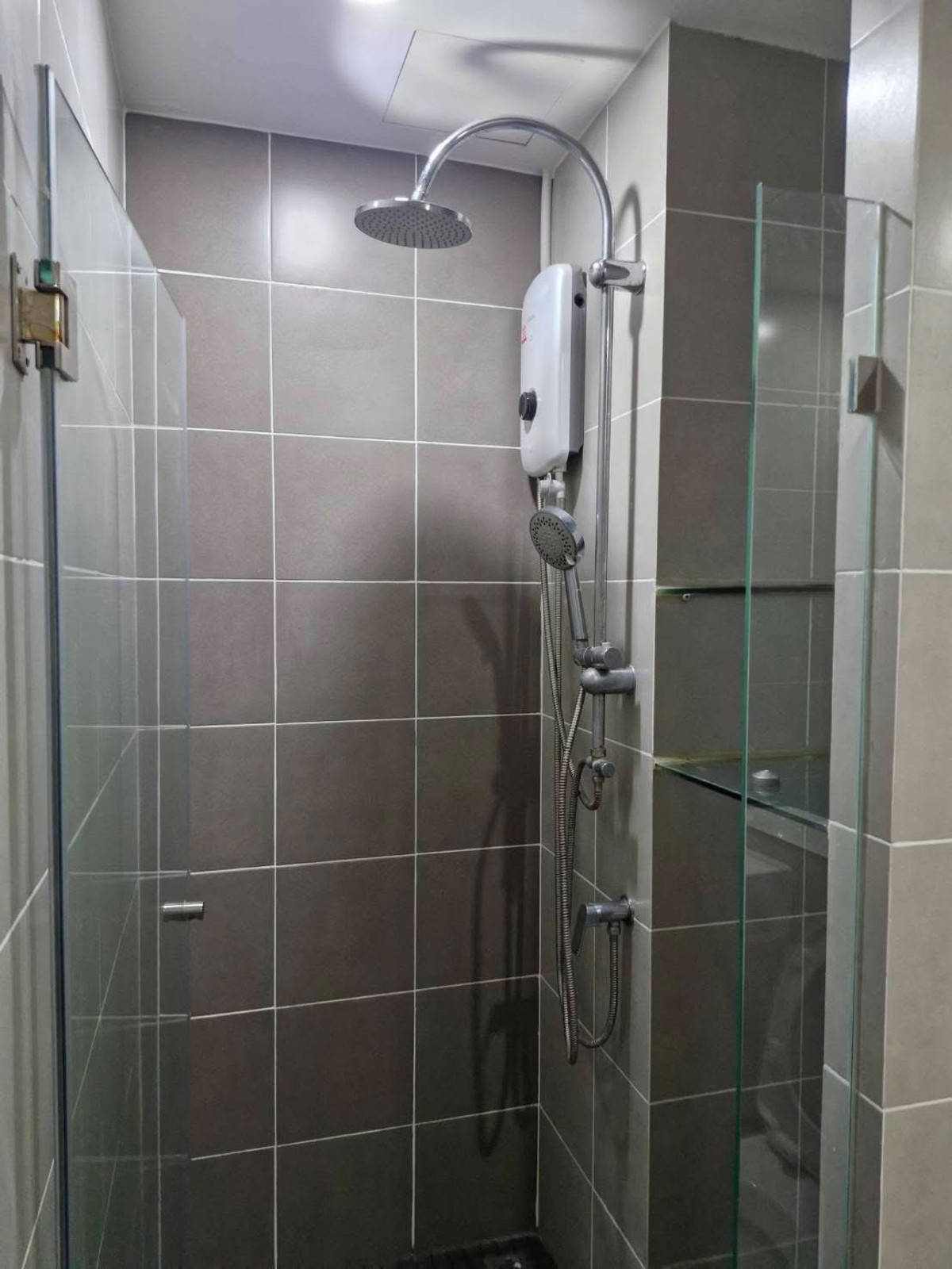 For RentCondoBangna, Bearing, Lasalle : Condo for Rent: Ideo O2 Near BTS Bang Na (approx. 300 meters)