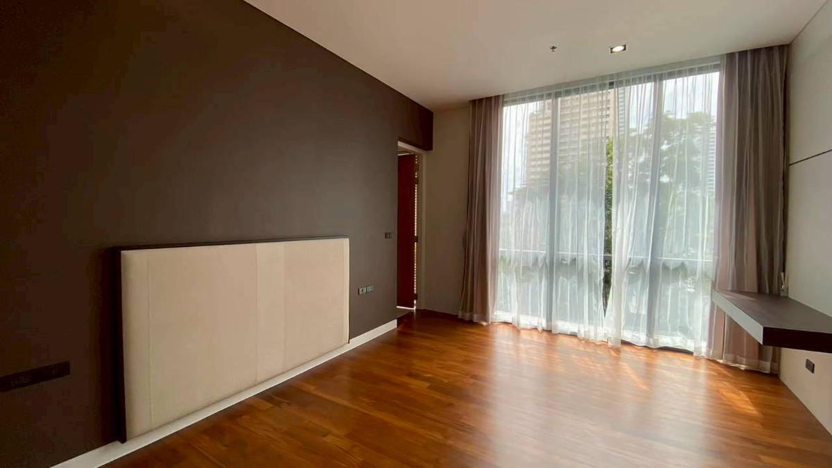 For RentCondoSukhumvit, Asoke, Thonglor : For rent 3 bedrooms, 3 bathrooms, Domus Condominium (Sukhumvit 18)
