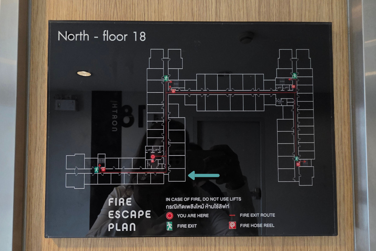 For SaleCondoPinklao, Charansanitwong : Condo for sale, corner room with tenant Next to Bang Khun Non BTS, near Siriraj.