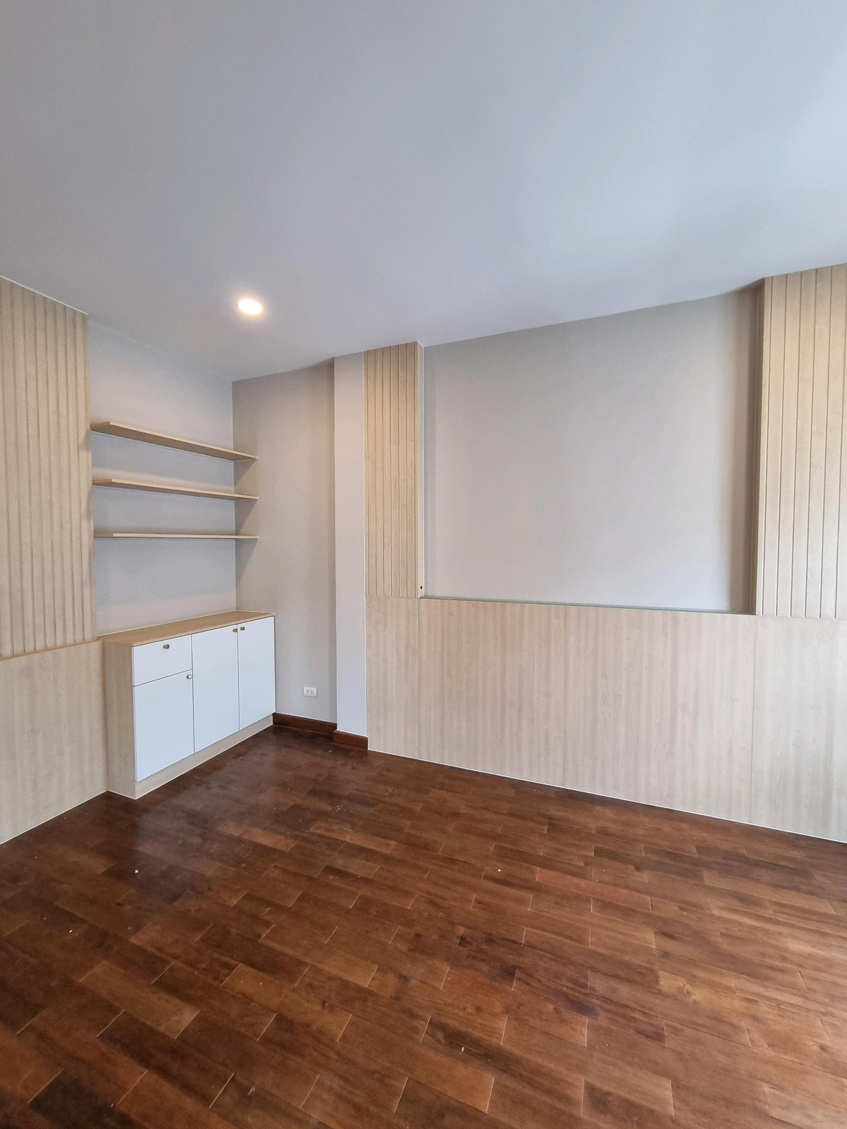 ขายบ้านปิ่นเกล้า จรัญสนิทวงศ์ : ขายบ้านเดี่ยวโครงการเดอะซิตี้ปิ่นเกล้าบรม ซ.บรมราชชนนี60 ขนาดที่ดิน105ตารางวา