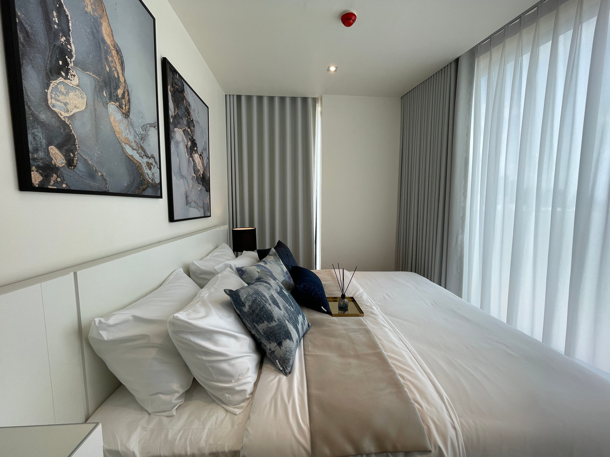 For SaleCondoSathorn, Narathiwat : [READY TO MOVE IN] Room dropped down! 2 bedrooms, fully furnished + electrical appliances, Altitude Symphony Charoenkrung | Only 400 m. to Shrewsbury, just carry your bags and move in! 2 Bed Unit, 11th floor, north direction, last room, best price, sold f