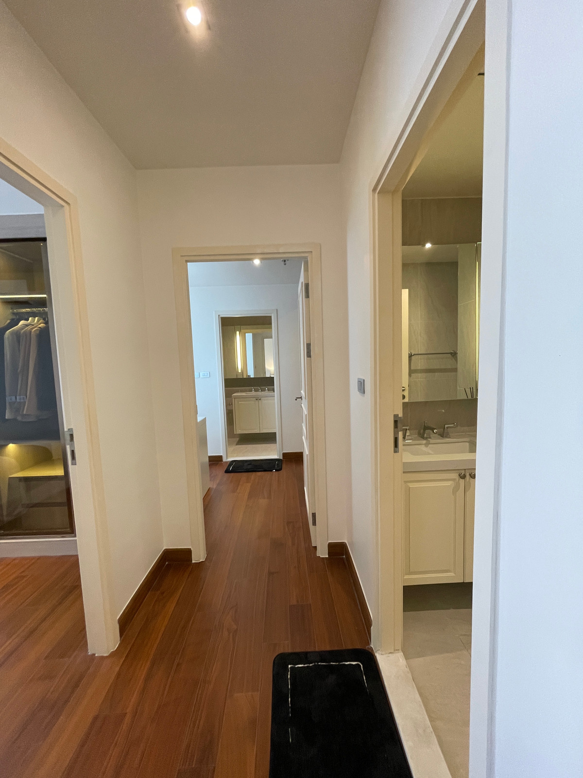 For SaleCondoSathorn, Narathiwat : [READY TO MOVE IN] Room dropped down! 2 bedrooms, fully furnished + electrical appliances, Altitude Symphony Charoenkrung | Only 400 m. to Shrewsbury, just carry your bags and move in! 2 Bed Unit, 11th floor, north direction, last room, best price, sold f