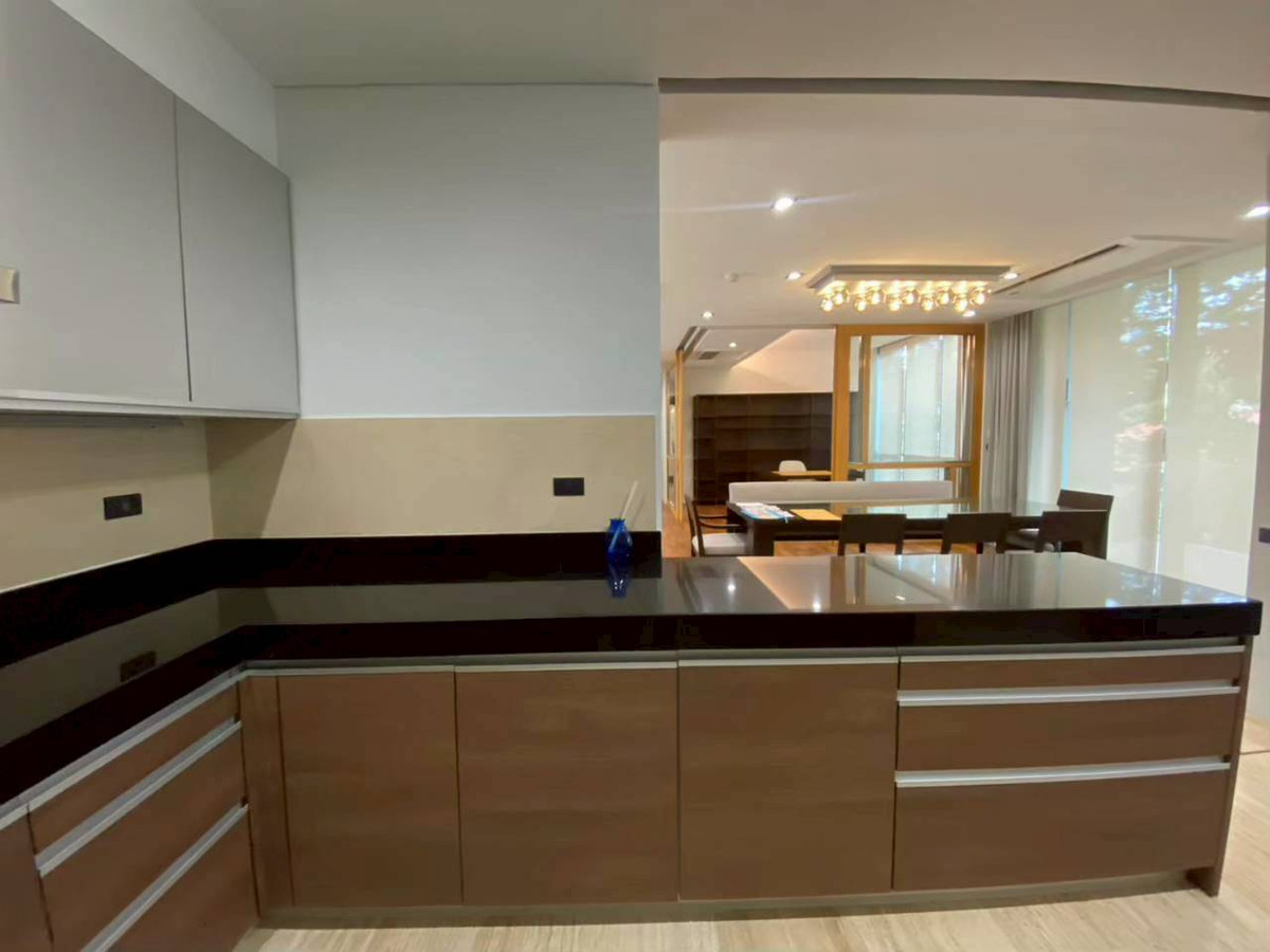 For RentCondoSukhumvit, Asoke, Thonglor : For rent 3 bedrooms, 3 bathrooms, Domus Condominium (Sukhumvit 18)