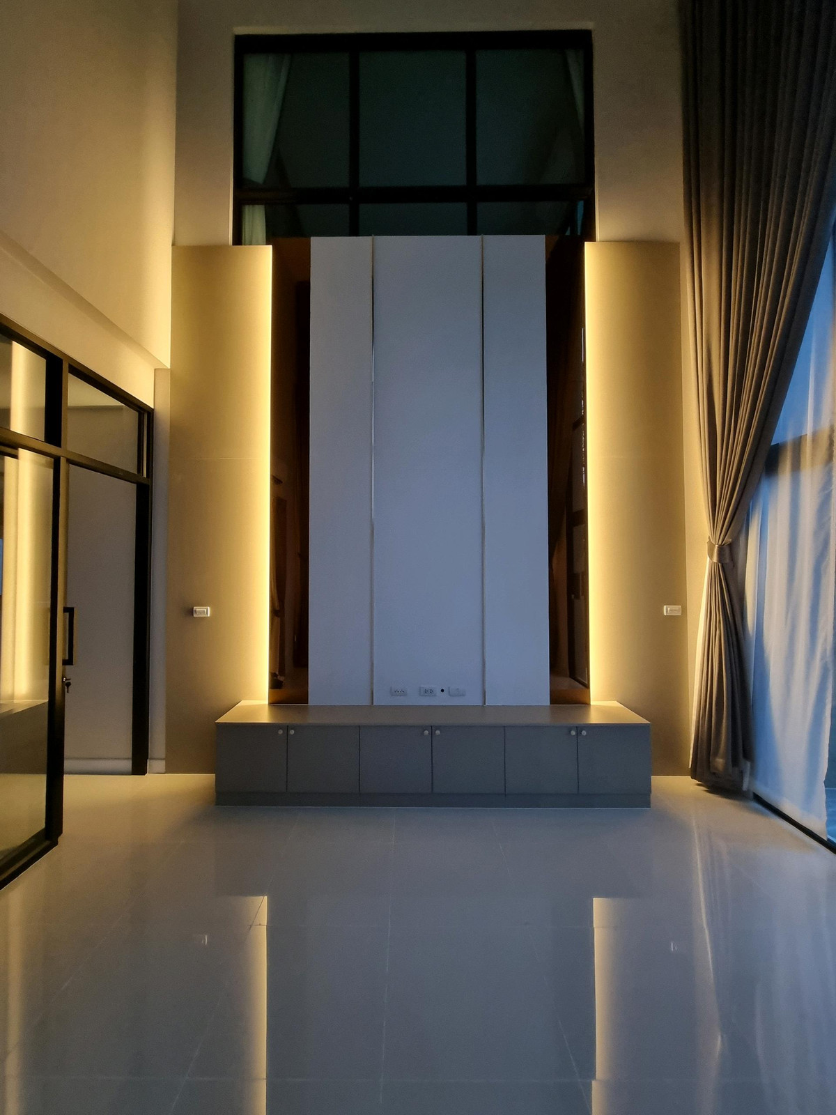 ขายบ้านปิ่นเกล้า จรัญสนิทวงศ์ : ขายบ้านเดี่ยวโครงการเดอะซิตี้ปิ่นเกล้าบรม ซ.บรมราชชนนี60 ขนาดที่ดิน105ตารางวา