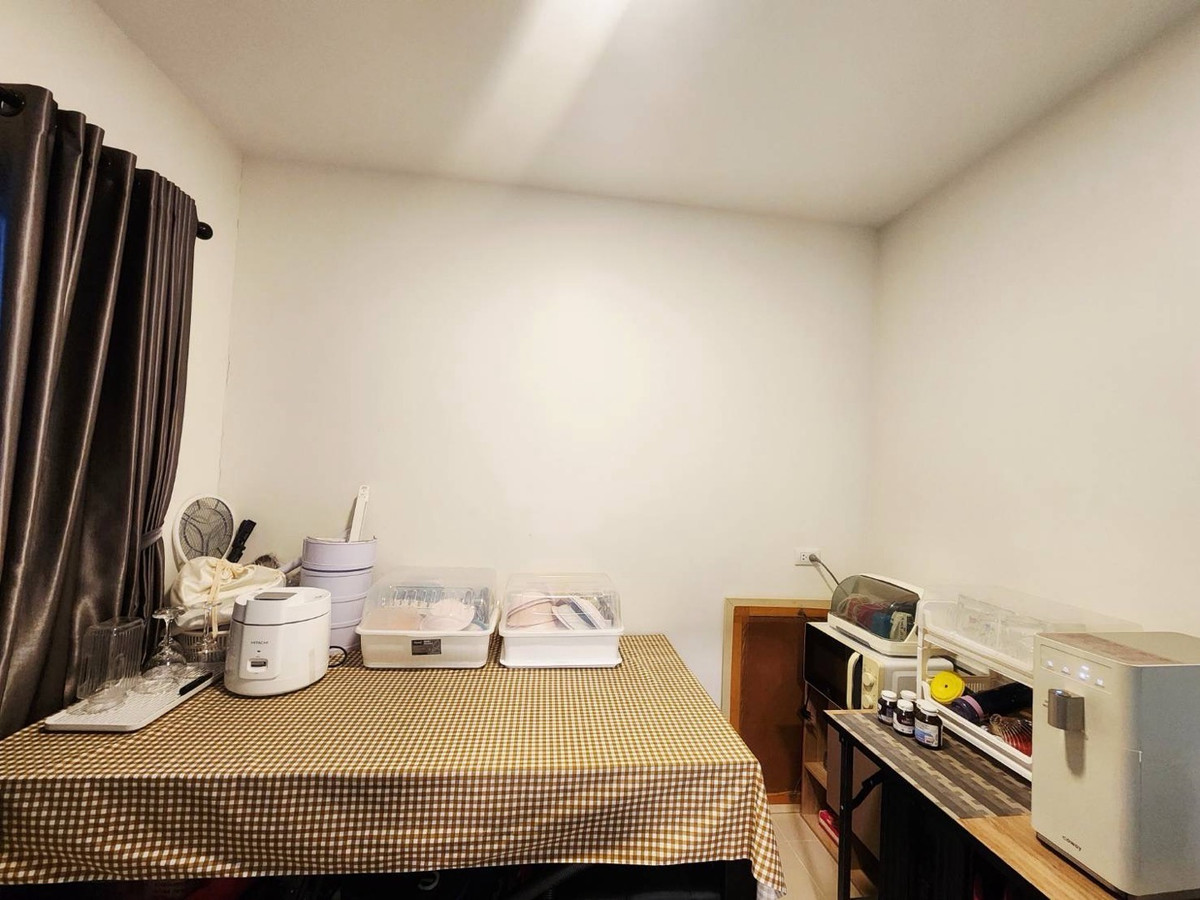 For SaleTownhomePathum Thani,Rangsit, Thammasat : 📌 Beautiful house for sale, very special price.