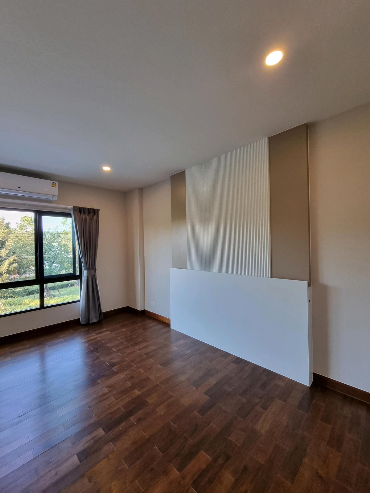 ขายบ้านปิ่นเกล้า จรัญสนิทวงศ์ : ขายบ้านเดี่ยวโครงการเดอะซิตี้ปิ่นเกล้าบรม ซ.บรมราชชนนี60 ขนาดที่ดิน105ตารางวา