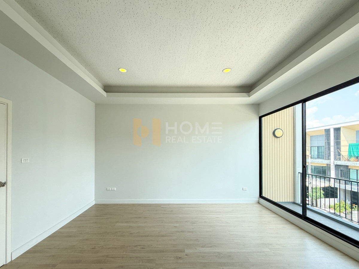 ขายทาวน์โฮมมีนบุรี-ร่มเกล้า : 3 ชั้น ใกล้ทางด่วน เข้าเมืองง่าย 🔥 นลิน แกรนด์ อเวนิว วงแหวน - พระราม 9 / 3 ห้องนอน (ขาย), Nalin Grand Avenue Wongwean - Rama 9 / 3 Bedrooms (FOR SALE) AA607