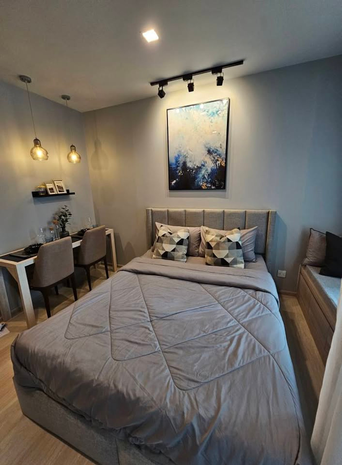 ให้เช่าคอนโดวิทยุ ชิดลม หลังสวน : For Rent : Life One Wireless BTS เพลินจิต Studio1ห้องนอน 1ห้องน้ำ ห้องสวย เฟอร์นิเจอร์ครบ พร้อมเข้าอยู่