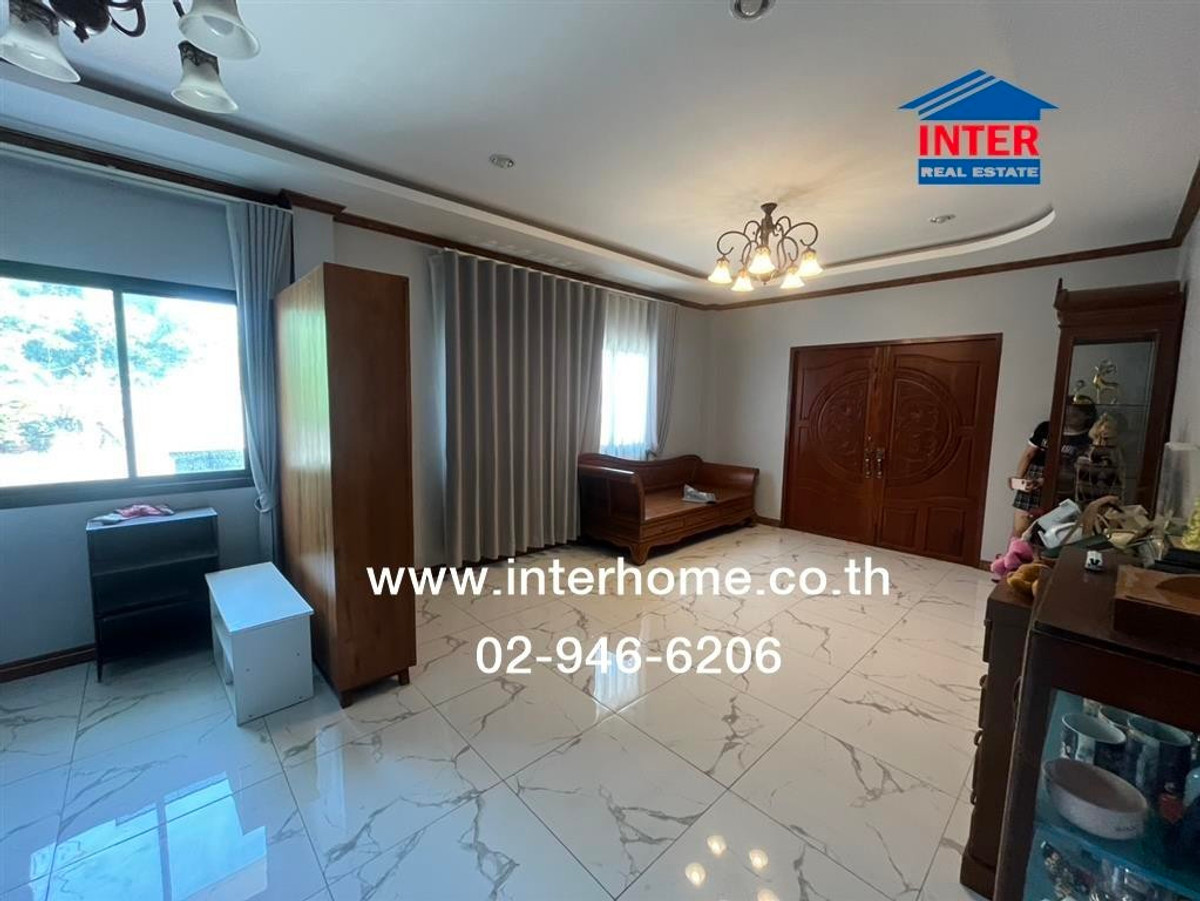 For SaleHousePathum Thani,Rangsit, Thammasat : Single house + land, 2 floors, 200 sq m. Single house + land. Soi Sawai Pracharat 14 Phra Ong Chao Sai Khlong 4 Road, Lam Luk Ka, Pathum Thani