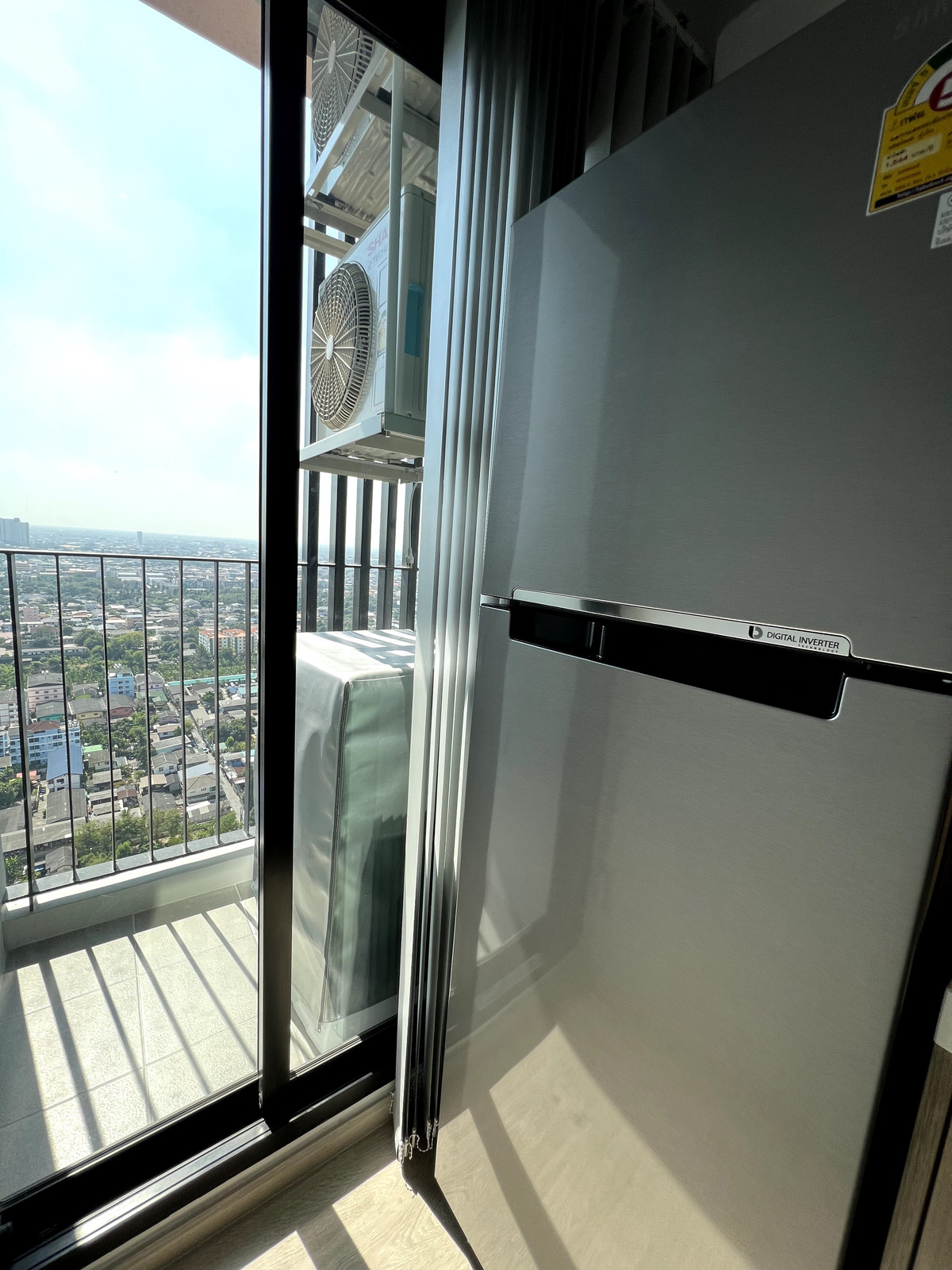 ขายคอนโดท่าพระ ตลาดพลู วุฒากาศ : ขาย คอนโด 1 นอน 1 น้ำ  เฟอร์ครบ ชั้นสูง วิวโล่ง ใกล้ BTS ตลาดพลู 