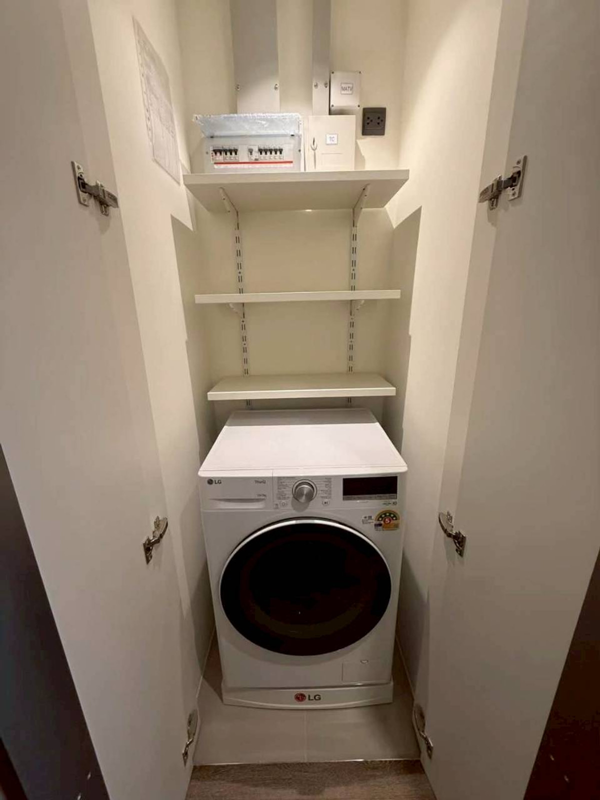 ให้เช่าคอนโดสุขุมวิท อโศก ทองหล่อ : ✅ MNQ106 ✅ Line : @p2nproperty