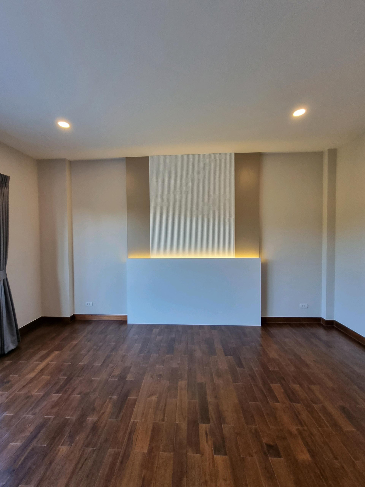 ขายบ้านปิ่นเกล้า จรัญสนิทวงศ์ : ขายบ้านเดี่ยวโครงการเดอะซิตี้ปิ่นเกล้าบรม ซ.บรมราชชนนี60 ขนาดที่ดิน105ตารางวา