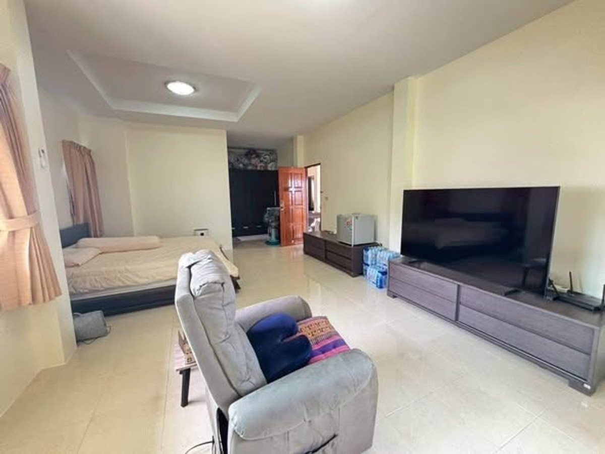 For SaleHousePattaya, Bangsaen, Chonburi :  Thai Garden Hill Village, Pattaya