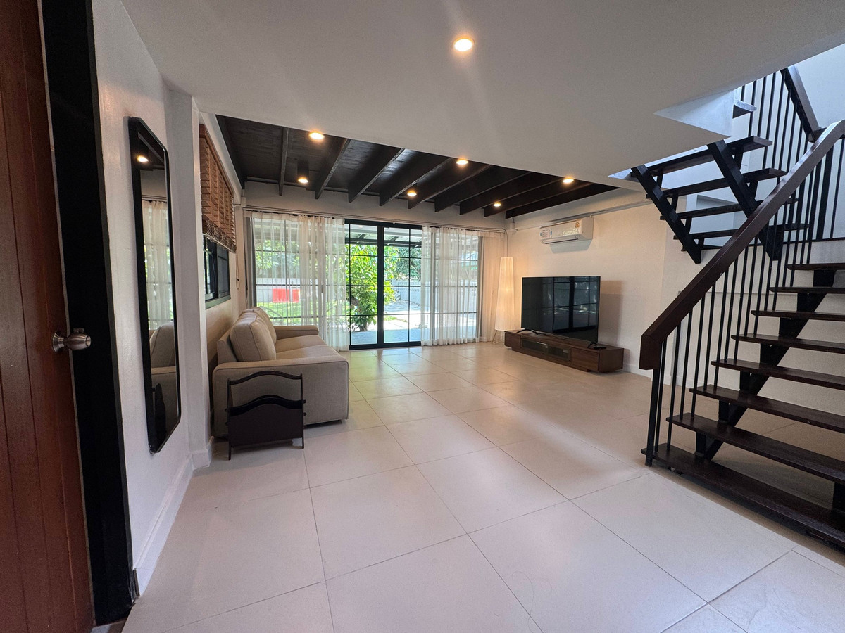 For RentHouseBangna, Bearing, Lasalle : For rent, renovated house, 96 sq m, 3 bedrooms, 4 bathrooms, 2-story detached house, Muang Kaeo 4, Soi Ratchawinit Bang Kaeo, Mega Bangna.