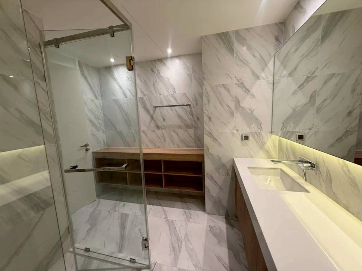 ให้เช่าคอนโดสุขุมวิท อโศก ทองหล่อ : ✅ MNQ106 ✅ Line : @p2nproperty