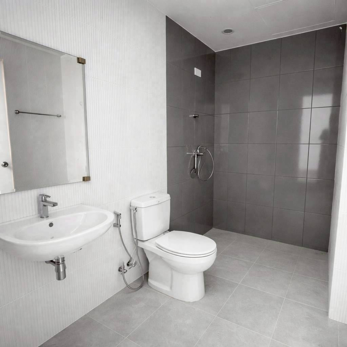 ขายทาวน์โฮมพัฒนาการ ศรีนครินทร์ : บ้านกลางเมือง เดอะ รอยัล โมนาโค ทาวน์โฮม 3 ชั้น ทำเล พัฒนาการ - ศรีนครินทร์  รีโนเวทใหม่ 