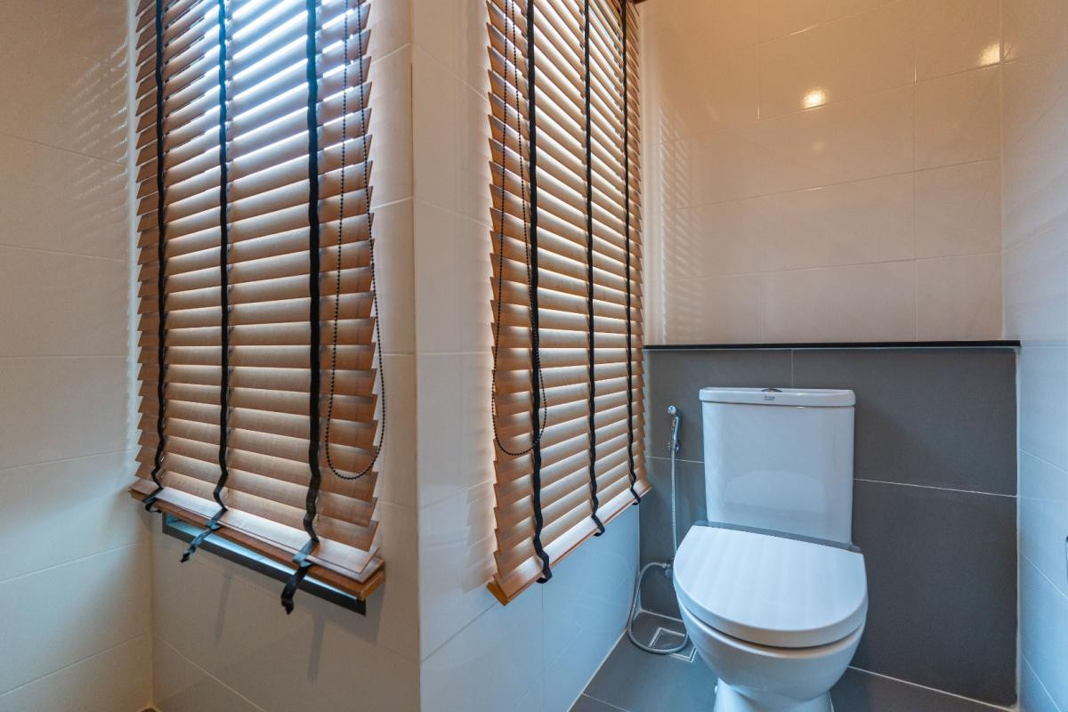 For RentTownhomePattanakan, Srinakarin : Single house for rent Baan Klang Muang The Edition Rama 9 - Krungthep Kreetha, near Big C, Kheha Romklao, only 7 minutes.