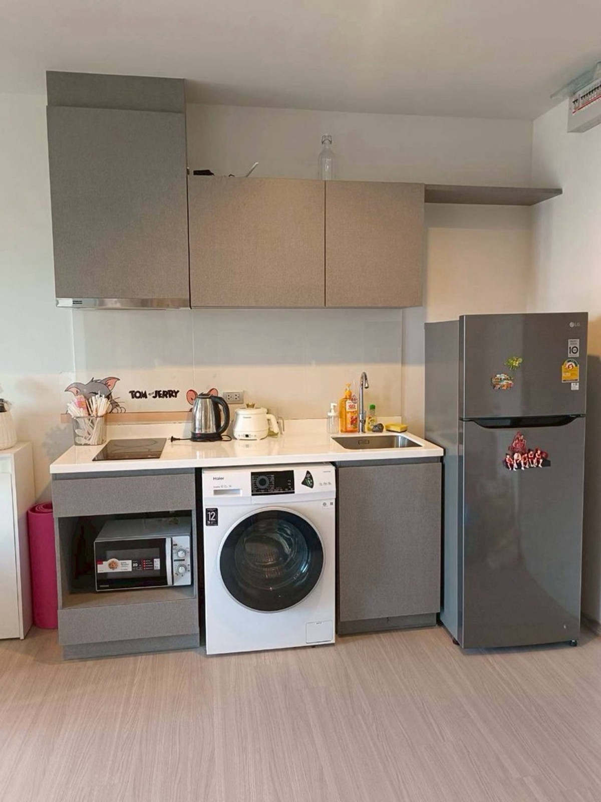 ให้เช่าคอนโดพระราม 9 เพชรบุรีตัดใหม่ RCA : 💖ห้องสวย โครงการหรู Life Asoke Hype 1 ห้องนอน 1 ห้องน้ำ พร้อมอยู่ แต่งครบ ทำเลดีมาก แยกพระราม9อโศก สนใจนัดชมด่วนค่ะ 😊