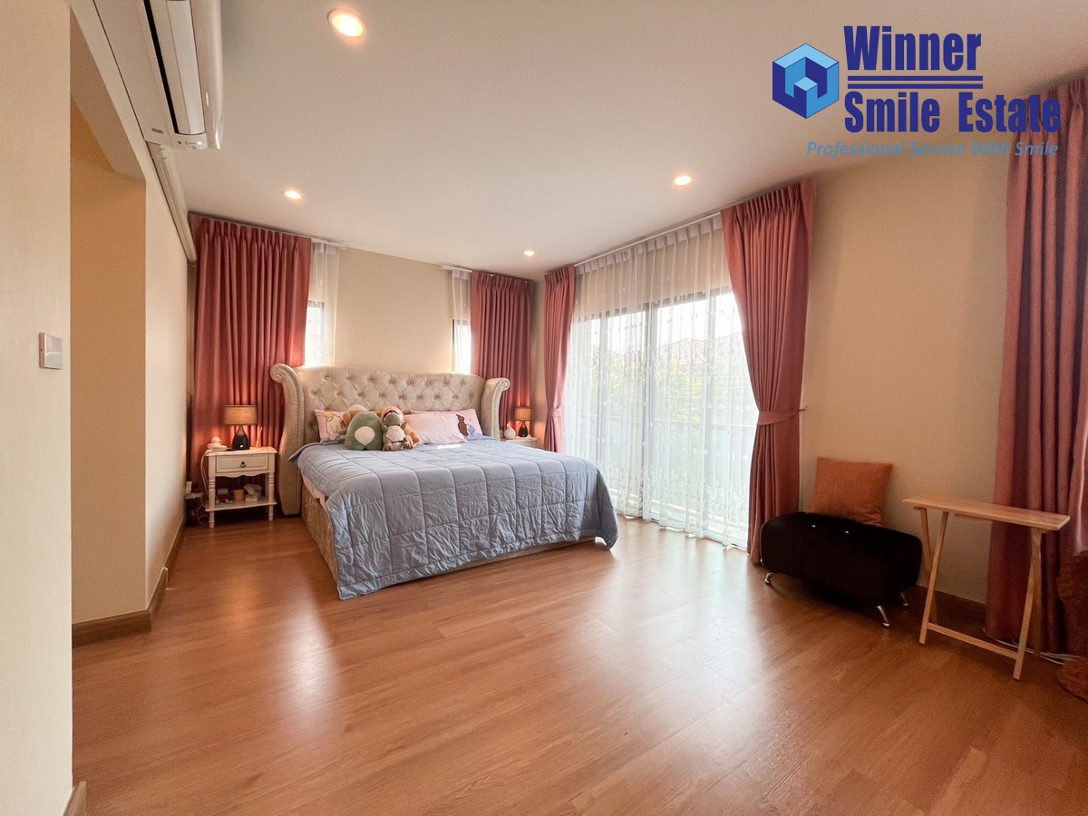 For RentHouseSamut Prakan,Samrong : Beautifully decorated detached house for rent in Passorn Bangna Wongwaen, located on Sukhumvit 2 Road, near Suvarnabhumi Airport.