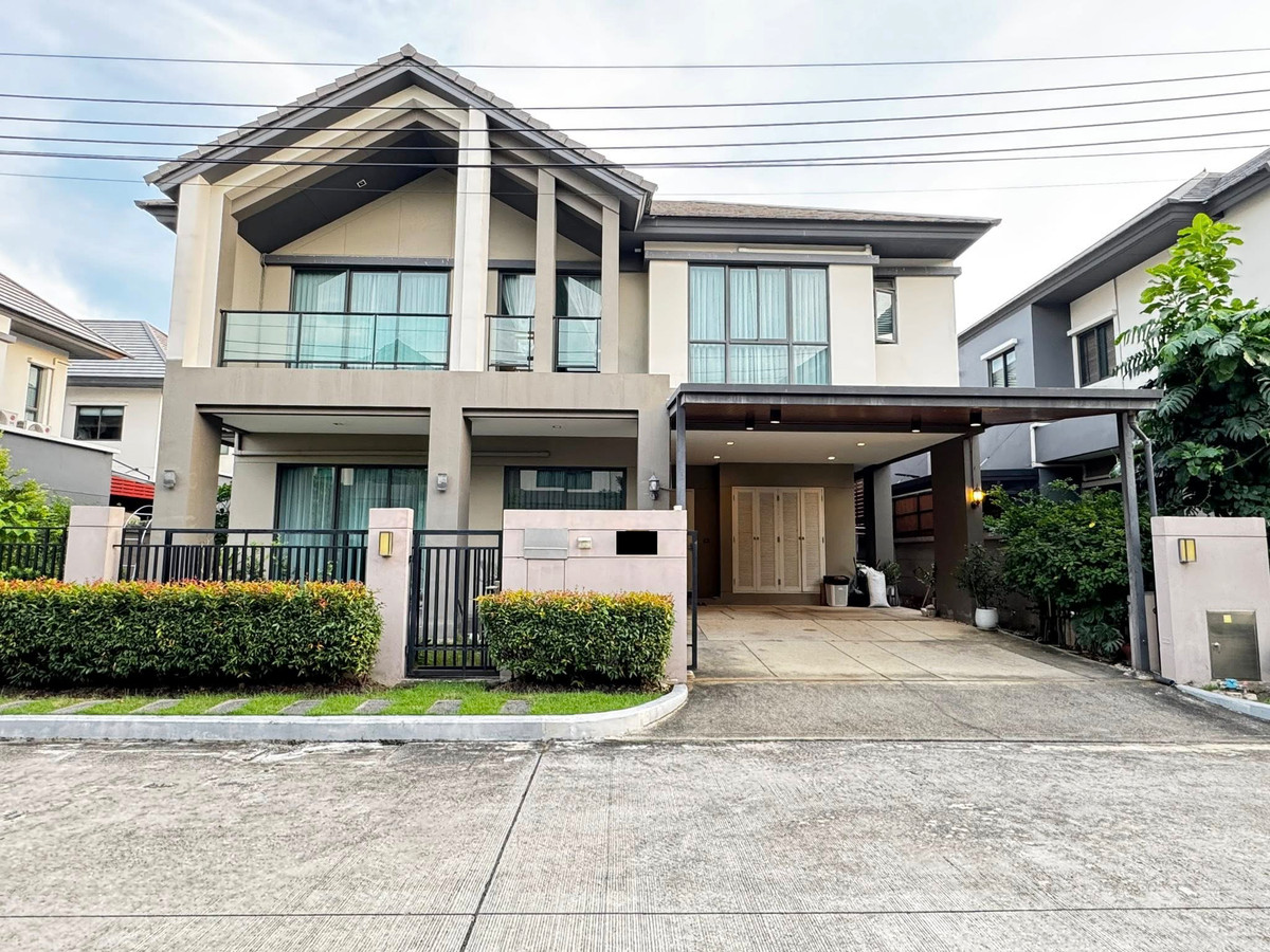 For RentHousePattanakan, Srinakarin : For rent, 53.39 sq m, 4 bedrooms, 4 bathrooms, 2-story detached house, Bangkok Boulevard Rama 9.