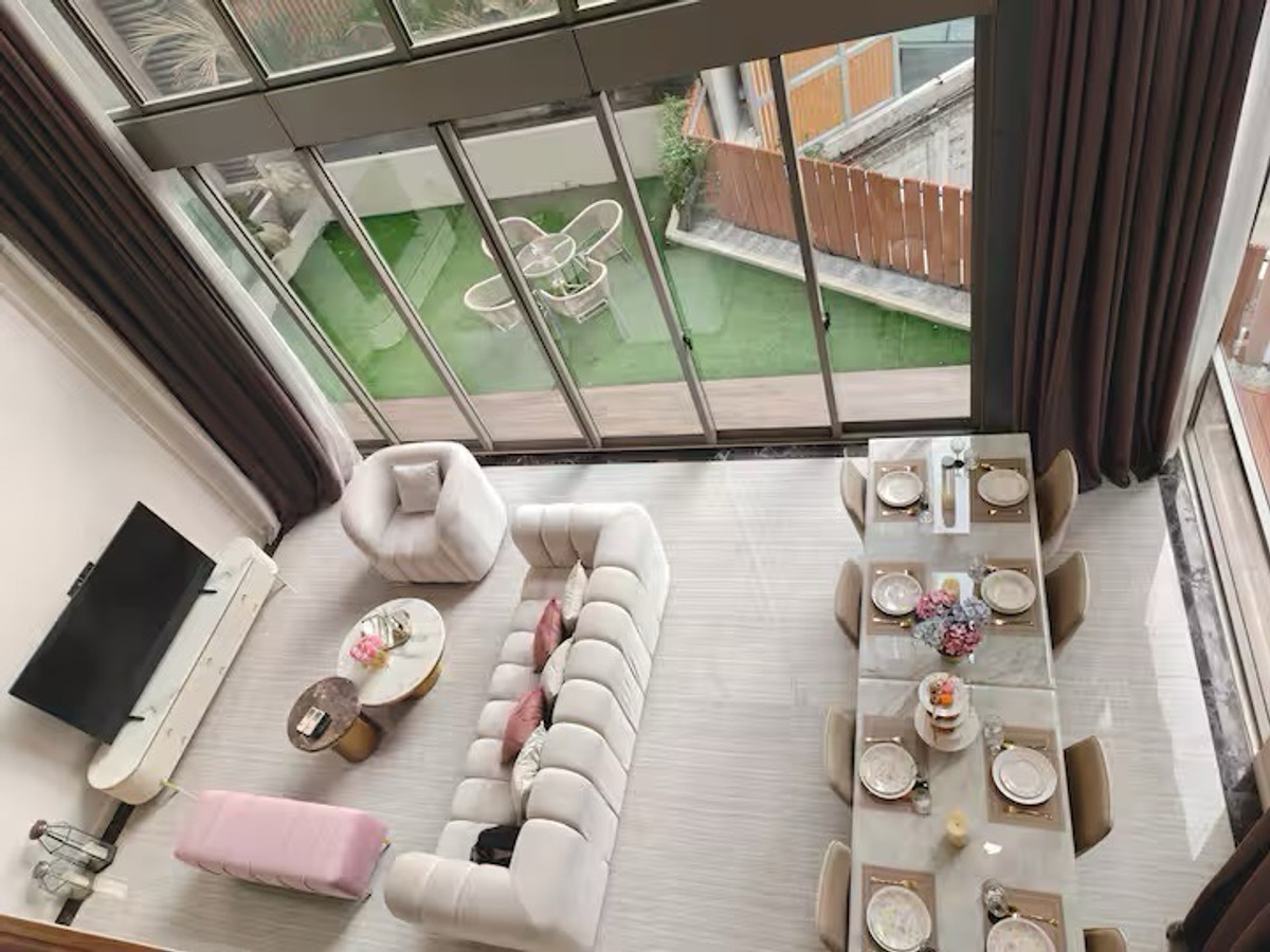 ให้เช่าบ้านสุขุมวิท อโศก ทองหล่อ : ✨[ให้เช่า]สุขุมวิท 49/1! บ้านหรูPool villa มีลิฟต์ 4 ห้องนอน 6 ห้องน้ำเข้าออกทางซอย 47 ได้ (ใกล้สมิติเวช)