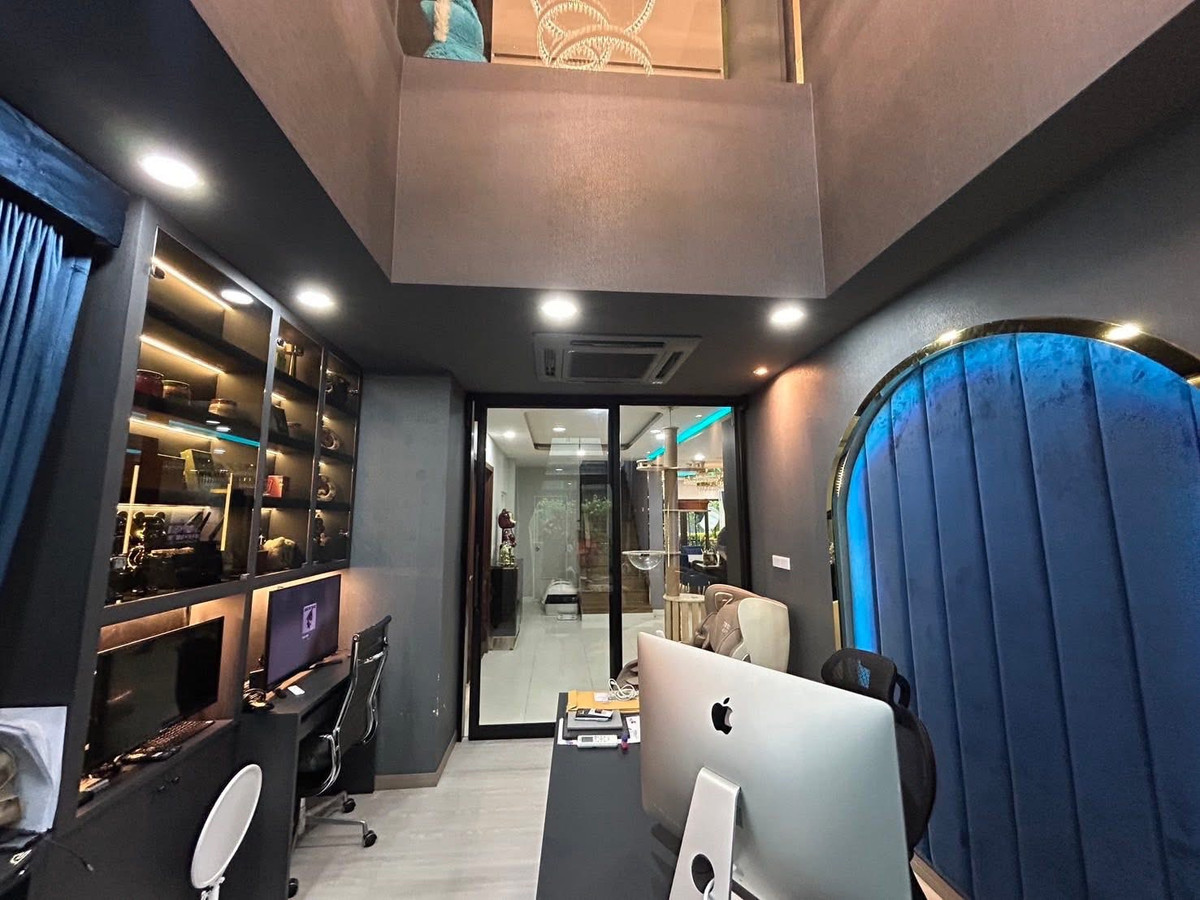 ขายบ้านนวมินทร์ รามอินทรา : ขายด่วน 